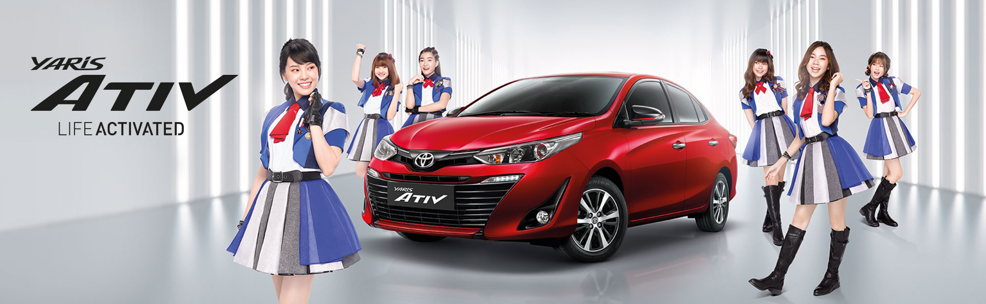 Yaris ATIV Yaris ATIV
